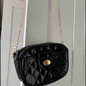 Black CrossBody Chain Purse